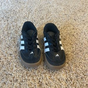 Adidas toddler Samba sneakers
